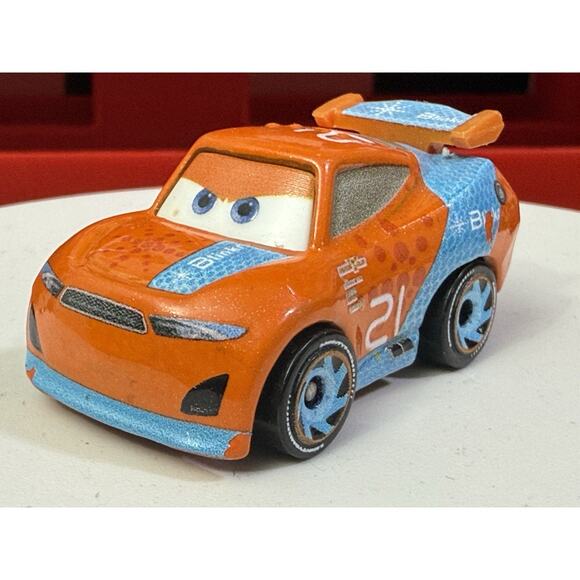 Disney Pixar Cars Mack Hauler Truck Storage Case For Mini Racers Plus 5 Mini Car - Picture 10 of 15